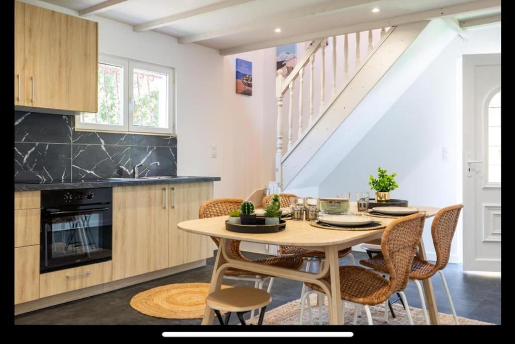 Maison A Deux Pas Du Port Lanton Extérieur photo